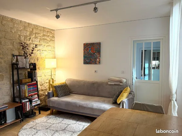 Paris 17e — Villiers / Saussure — 2 pièces de 31,52 m² rénové + cave et rangement privatif — DPE D