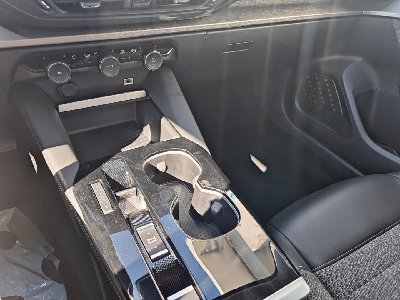 Citroën C5 X hybride rechargeable 225 s&s e-eat8 feel pack — photo 14