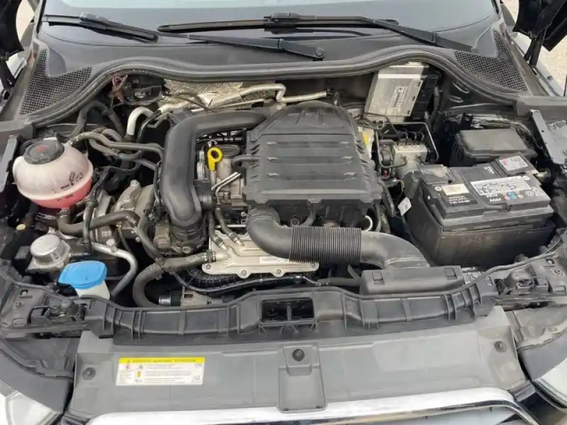 Audi A1 1.0 tfsi ultra 82 — photo 62