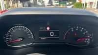 Peugeot 208 1.5 BlueHDi 100ch S&S Allure — photo 14