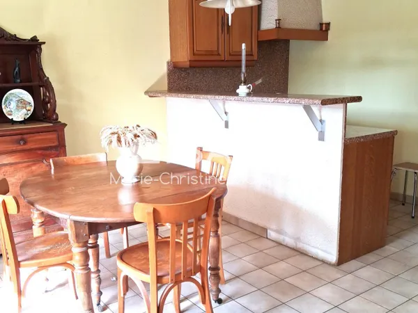 Maison mitoyenne en pierre