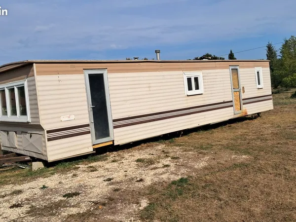 Logement atypique Vente Couze-et-Saint-Front 1p 33m² 2000€
