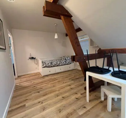 Studio 1 pièce 24 m²