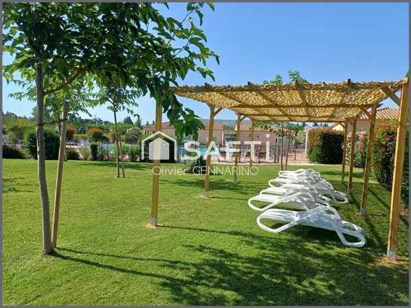 JOLI BASTIDON EN PROVENCE DE TYPE 2 DE 34 M²