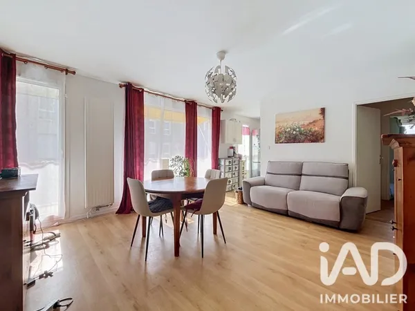 Appartement 4 pièces 77 m²