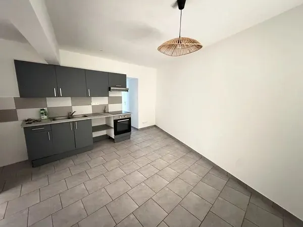 T2 - 30.88m ²