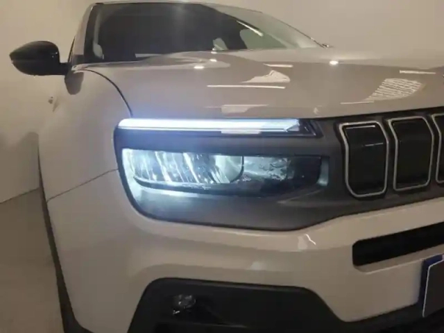 Jeep Avenger electrique 156ch 115kw altitude — photo 15