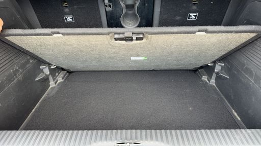 Citroen C3 Aircross 1.2 PureTech 110 EAT6 - Feel Business – 2018 – 105379 km – Essence – Boîte Automatique — photo 27