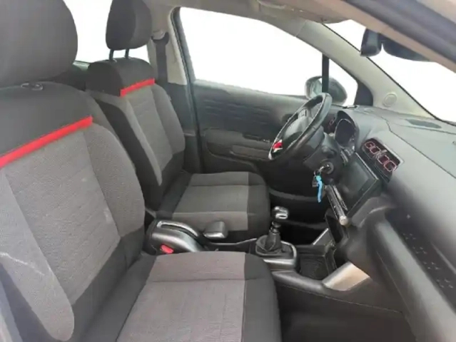 Citroën C3 Aircross bluehdi 120ch s&amp;s shine — photo 15