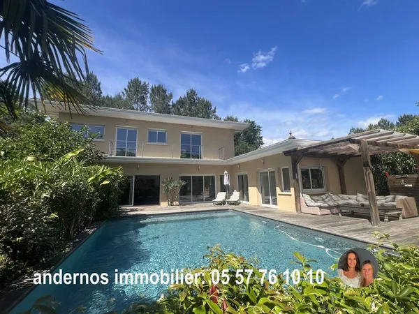 Maison de luxe 6 pièces 184 m²