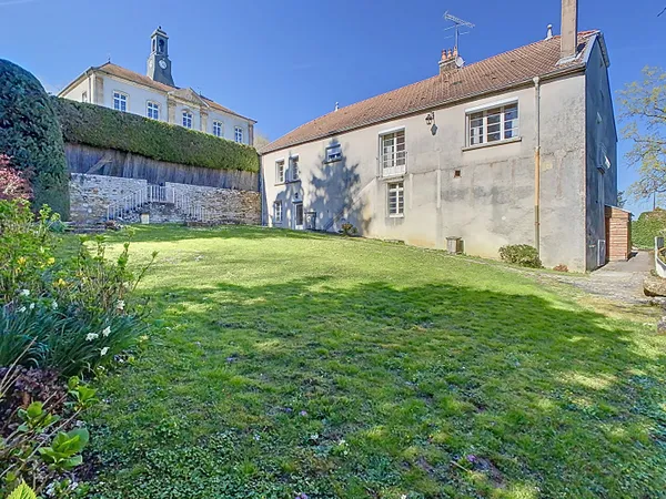 Maison 10 pièces 356 m²