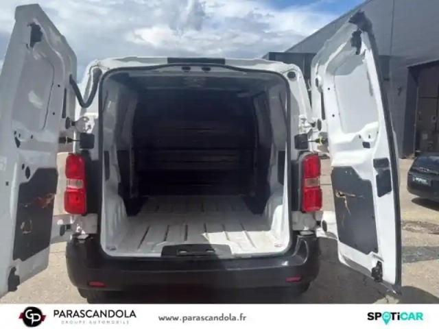 Fiat Scudo fg m 1.5 bluehdi 120ch s&amp;s pro lounge connect — photo 6