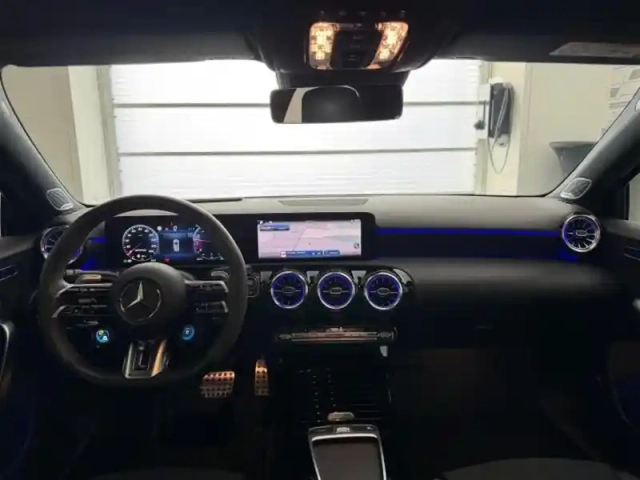 Mercedes Classe A 45 amg 421ch s 4matic+ 8g-dct speedshift amg — photo 13