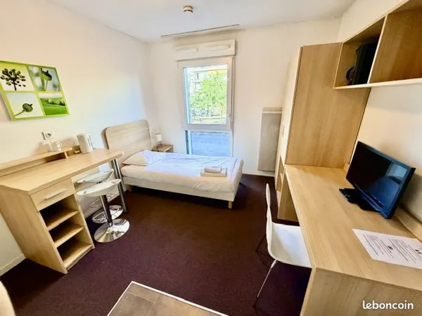 Studio 1 pièce 19 m²