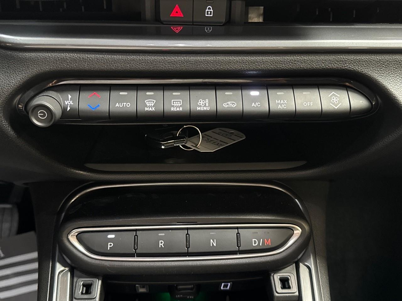 Fiat 600 1.2 hybrid turbo 145ch pop edct6 t-gen — photo 19