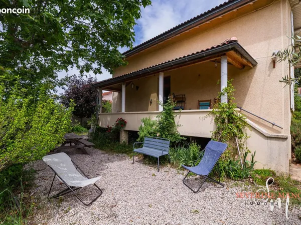 Maison de ville 9 pièces 203 m²