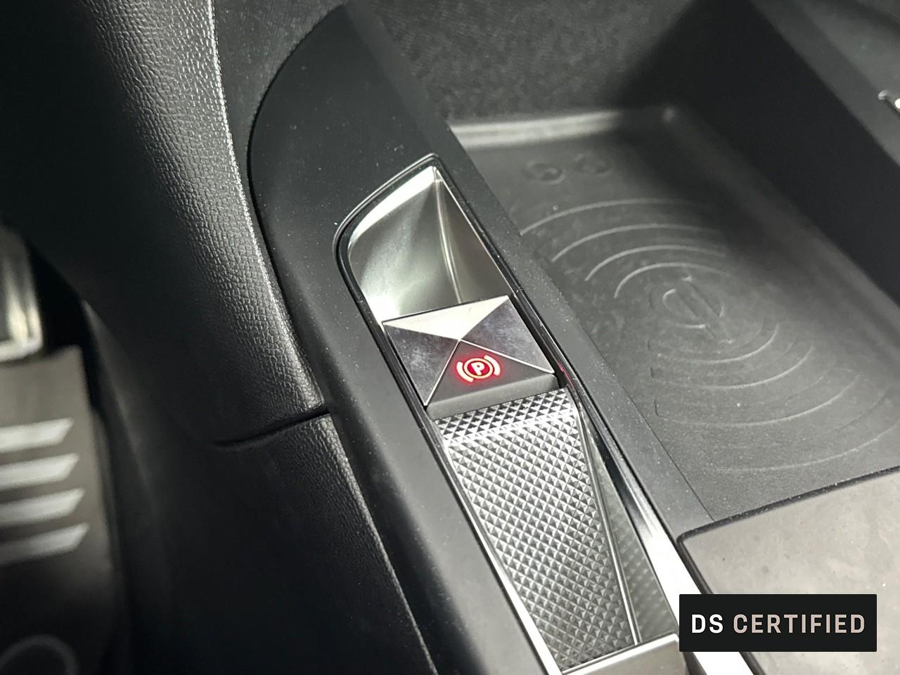 Ds Ds 3 crossback puretech 130 eat8 performance line+ — photo 34