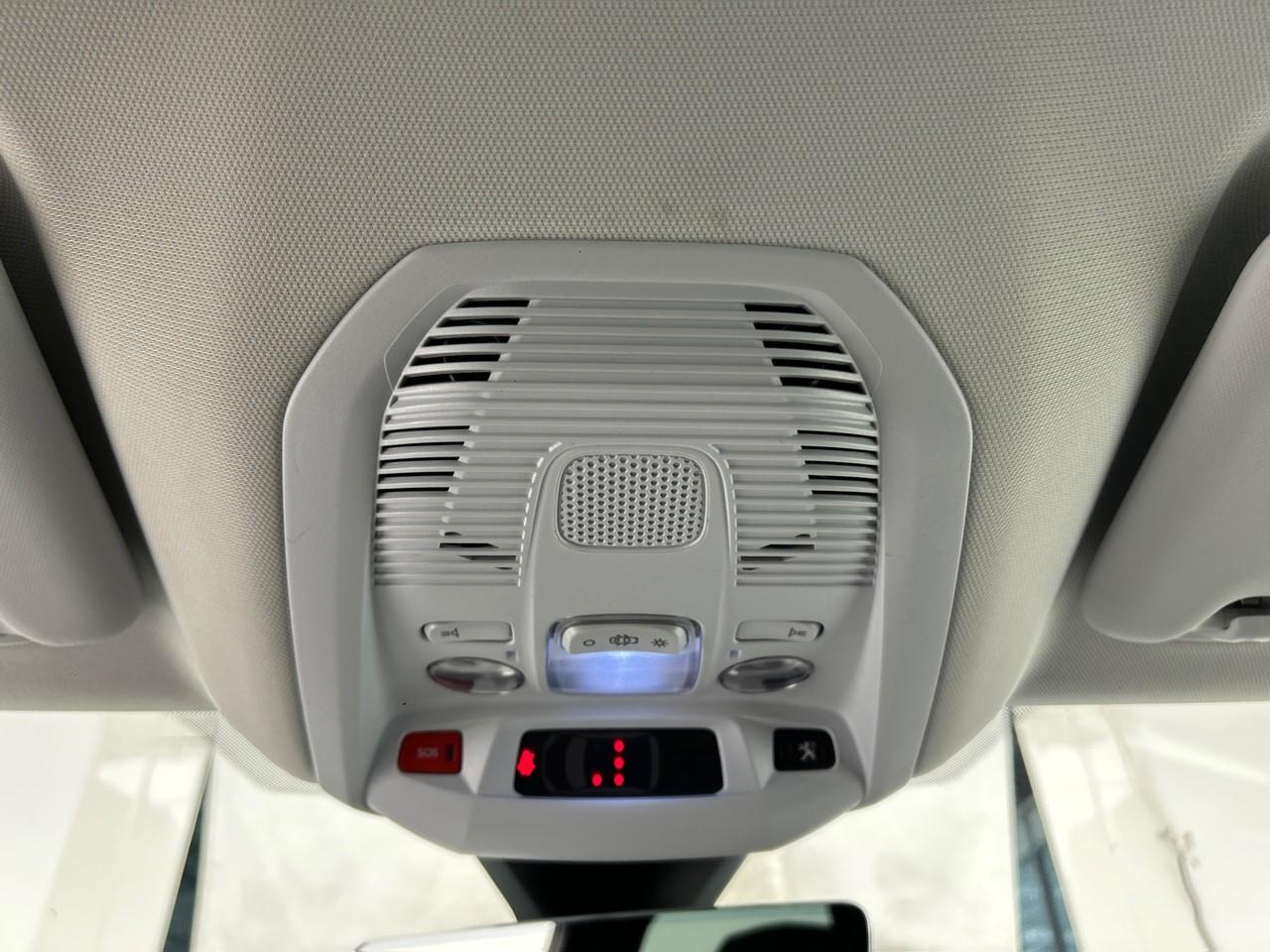 Peugeot 3008 hybrid 225 e-eat8 allure pack — photo 32