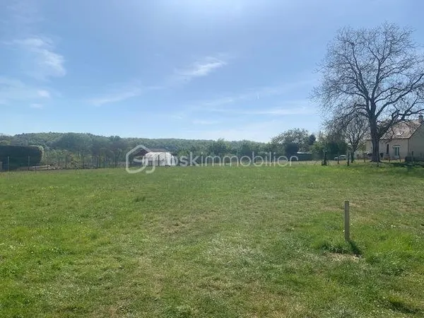 Terrain 1425 m²