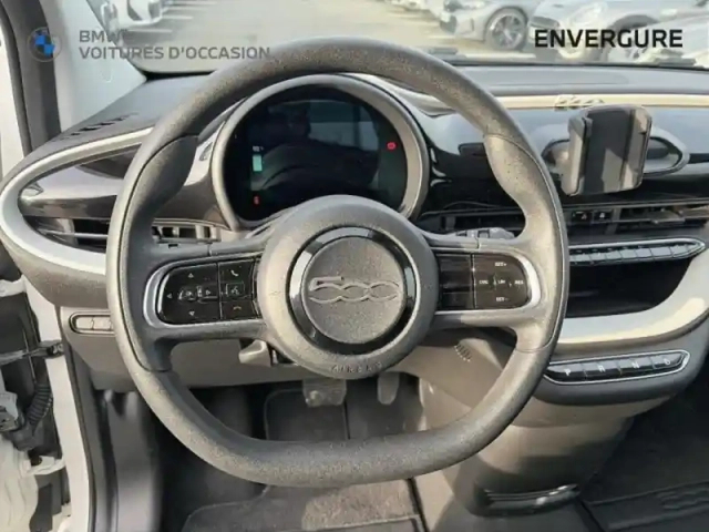 Fiat 500 e 95ch action — photo 6