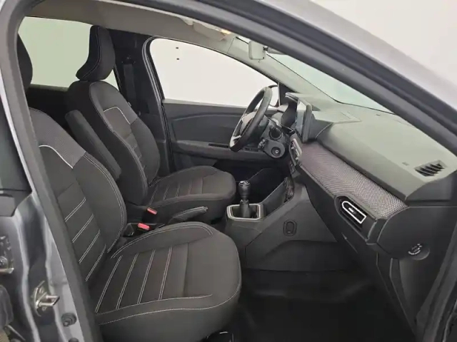 Dacia Jogger tce 110 7 places — photo 26