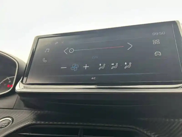 Peugeot 208 puretech 100 s&amp;s bvm6 — photo 52