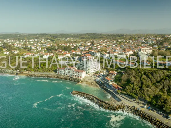 A pied des plages et des commerces ravissante maisonnette da