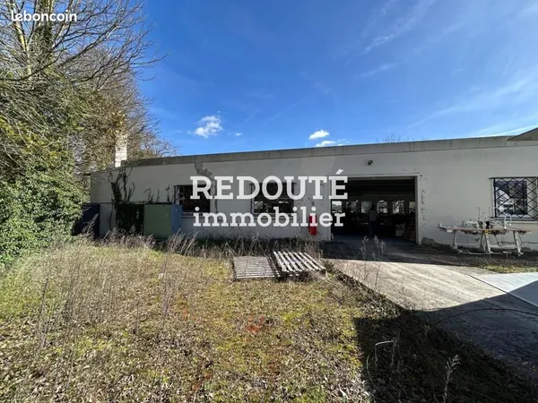 Local industriel 620 m²