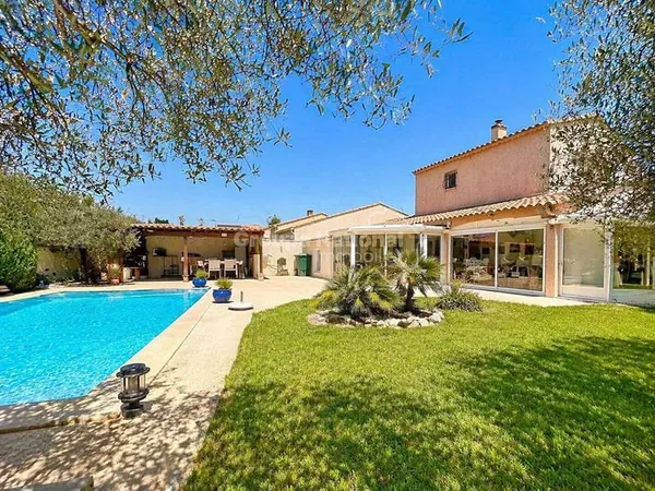 Maison 6 pièces 136 m²
