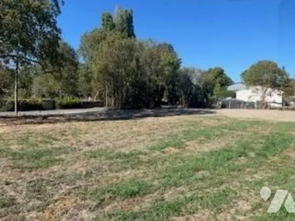 Terrain 986 m²