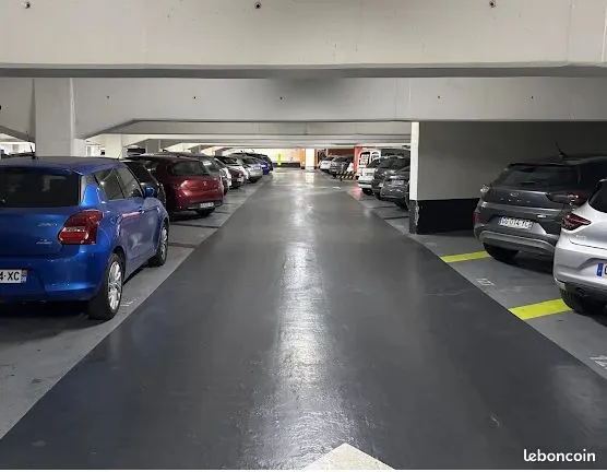 Parking a vendre Nîmes saintennac