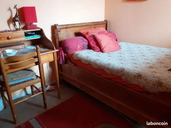 Propose chambre meublée famille accueil