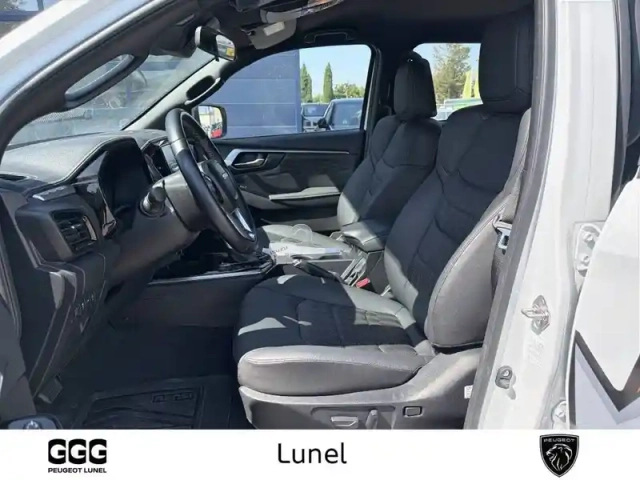 Isuzu D-Max n60 crew cab 1.9 164 ch 4x4 a/t — photo 9