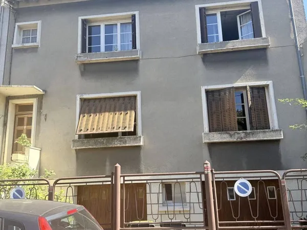 Maison 6 pièces 160 m²
