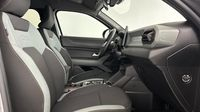 Dacia Duster 1.6 hybrid 140ch Extreme — photo 15
