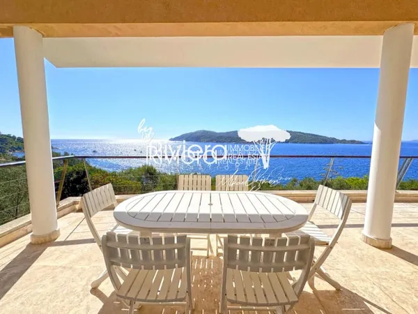 Villa 5 pièces 180 m²