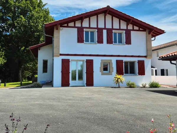 Maison 4 chambres 180m²