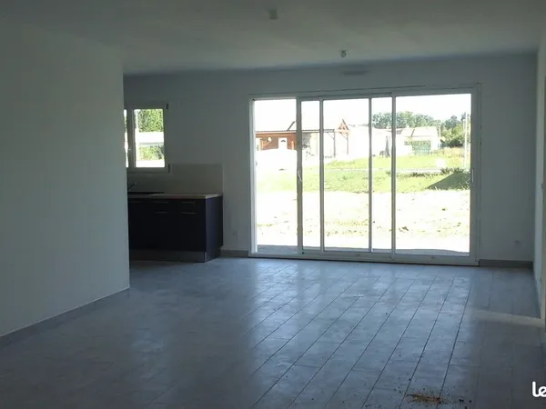 Maison Location Épannes 3p 80m² 870€