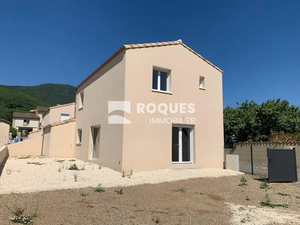 Le Bousquet d'Orb, à vendre belle villa neuve d'environ 103 m2 habitables avec garage et jardin