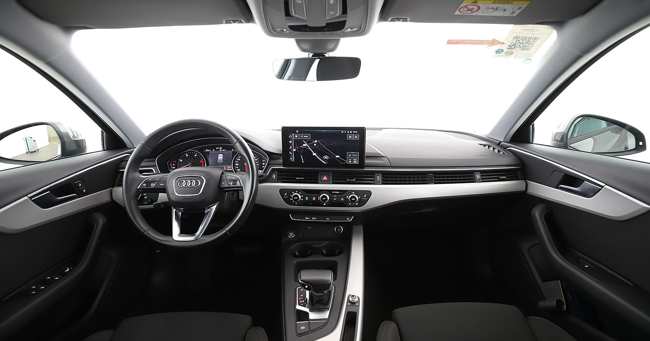Audi A4 Avant — photo 16