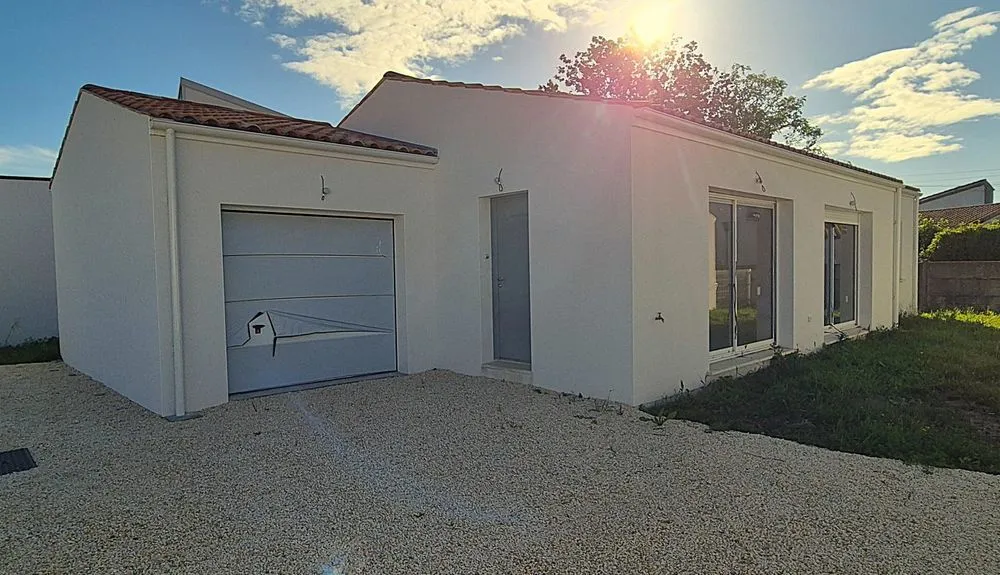 Photo 1
