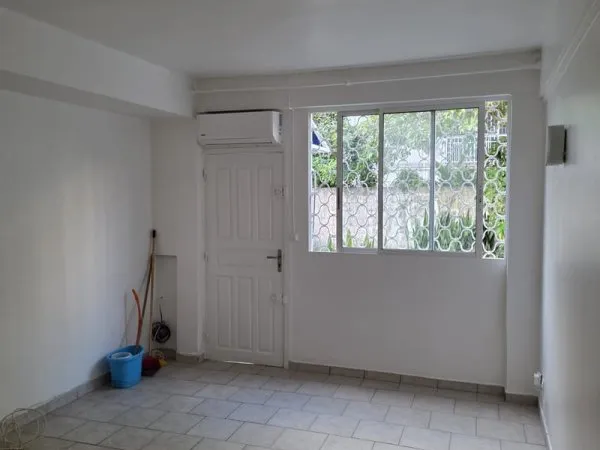 LES ABYMES DUGAZON APPARTEMENT T2 EN RDC SECURISE