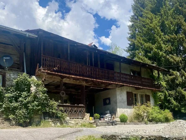 Maison jumelée 300 m²