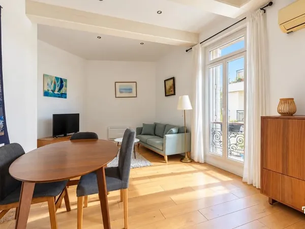 LE GOUFFÉ - Appartement T3/4 de 71m2 - Mezzanine - 13006