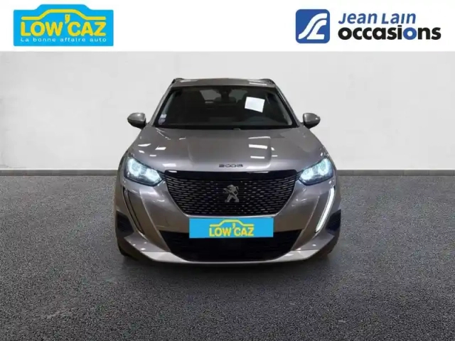 Peugeot 2008 puretech 130 s&amp;s eat8 — photo 7