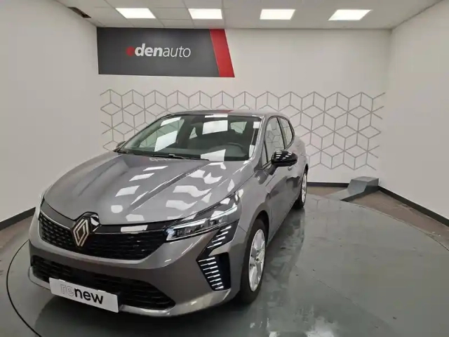 Renault Clio blue dci 100 ch gsr2 — photo 1