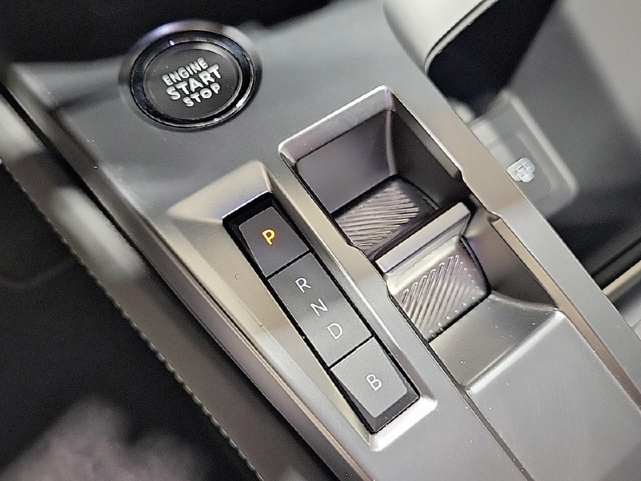 Peugeot 308 phev 180 e-eat8 gt — photo 17