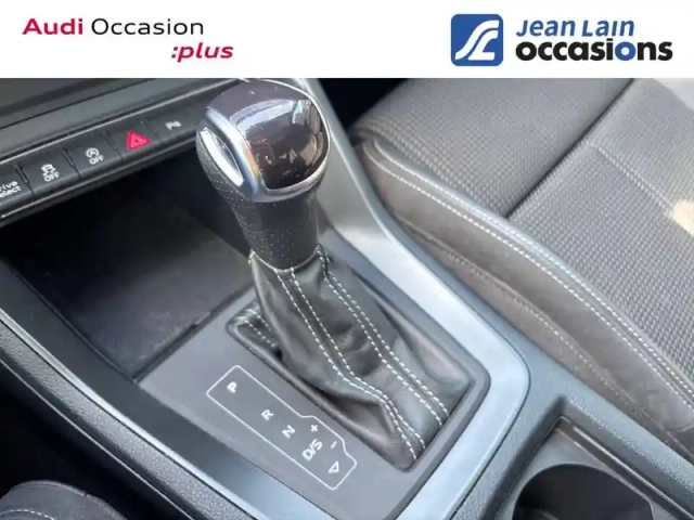 Audi Q3 35 tdi 150 ch s tronic 7 — photo 13