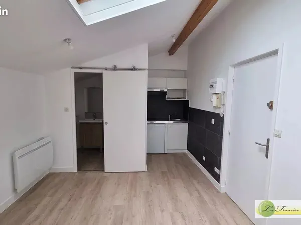 Studio 1 pièce 17 m²