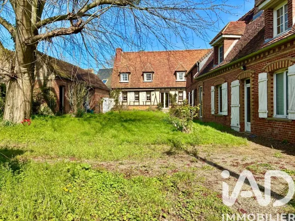 Maison 10 pièces 255 m²